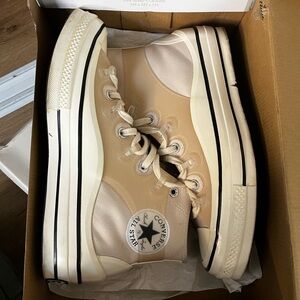 Kim jones size 8 fits like 9